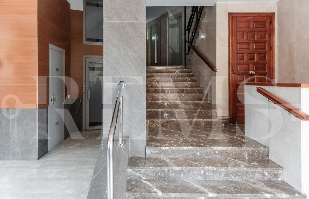Idyllic And Spacious Apartment With Parking - Center By Rems Malaga