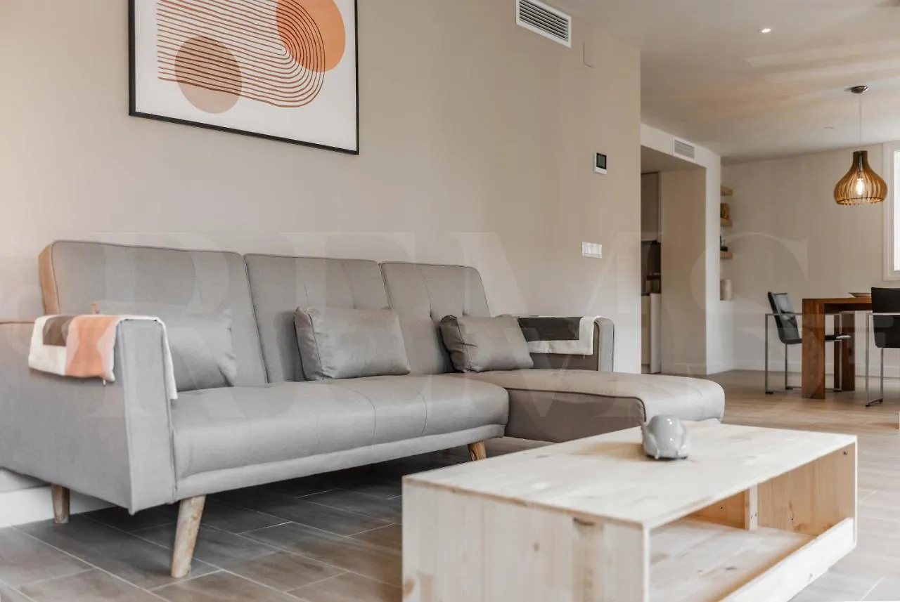 Idyllic And Spacious Apartment With Parking - Center By Rems Malaga