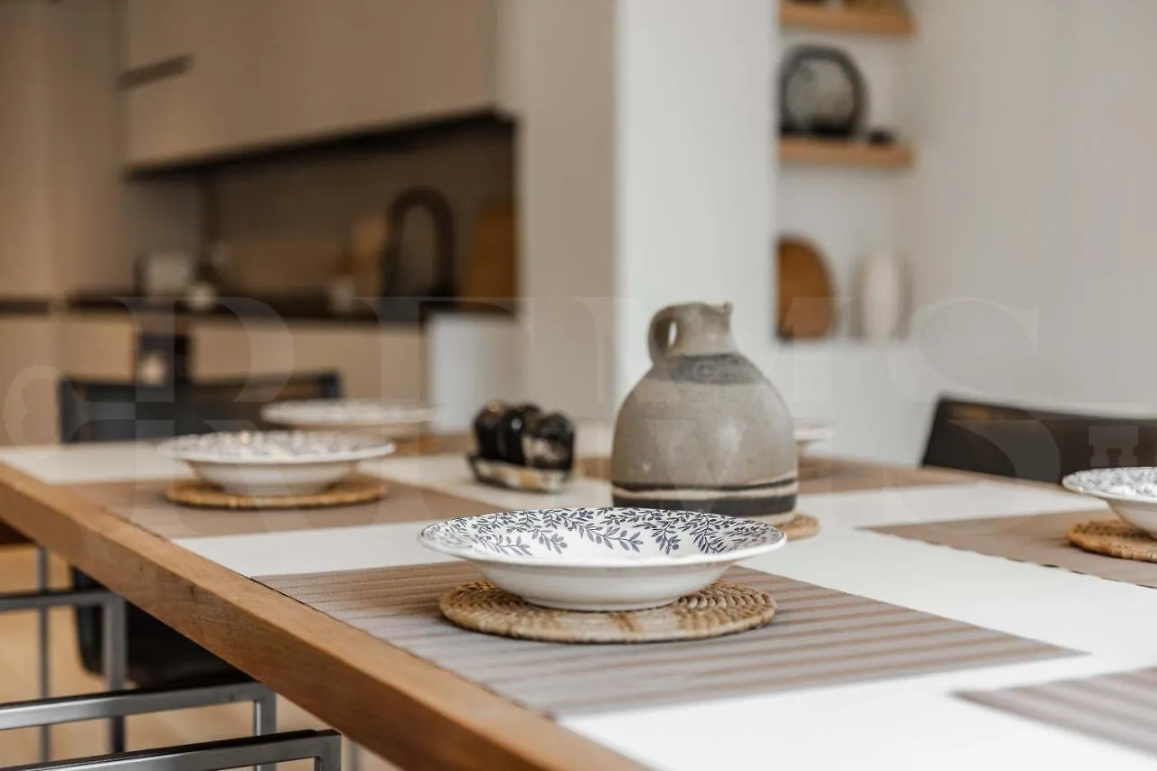 Idyllic And Spacious Apartment With Parking - Center By Rems Malaga